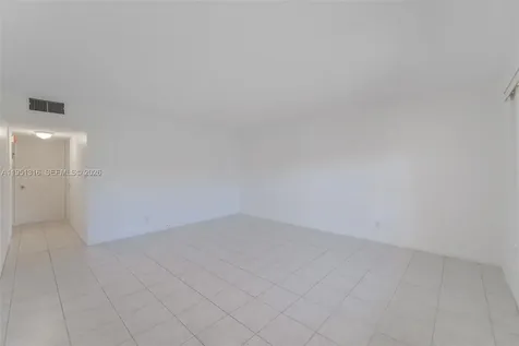 3071 NW 47th Terrace Lauderdale Lakes FL 33313
