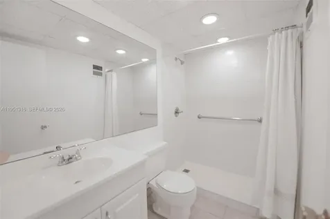 3071 NW 47th Terrace Lauderdale Lakes FL 33313