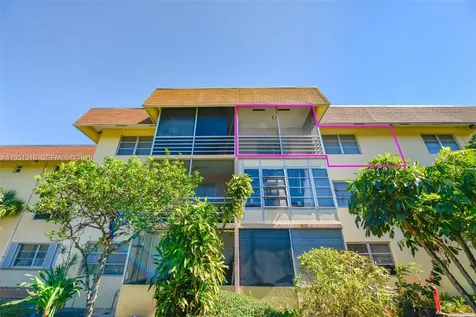 3071 NW 47th Terrace Lauderdale Lakes FL 33313