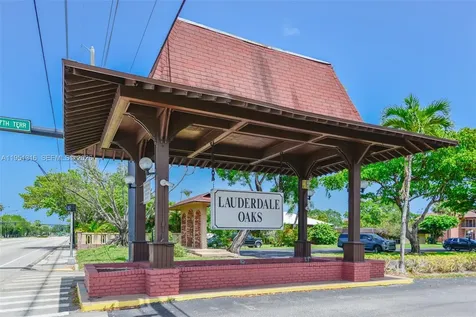 3071 NW 47th Terrace Lauderdale Lakes FL 33313