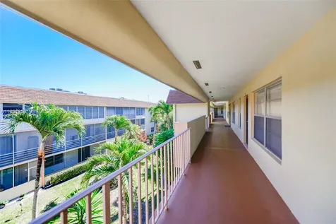 3071 NW 47th Terrace Lauderdale Lakes FL 33313