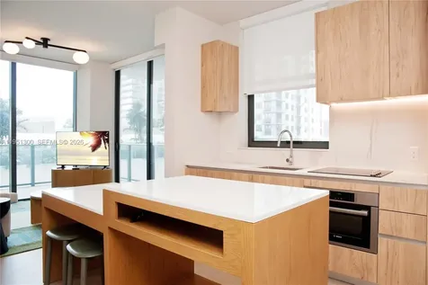 11 NE 6th Street Miami FL 33132