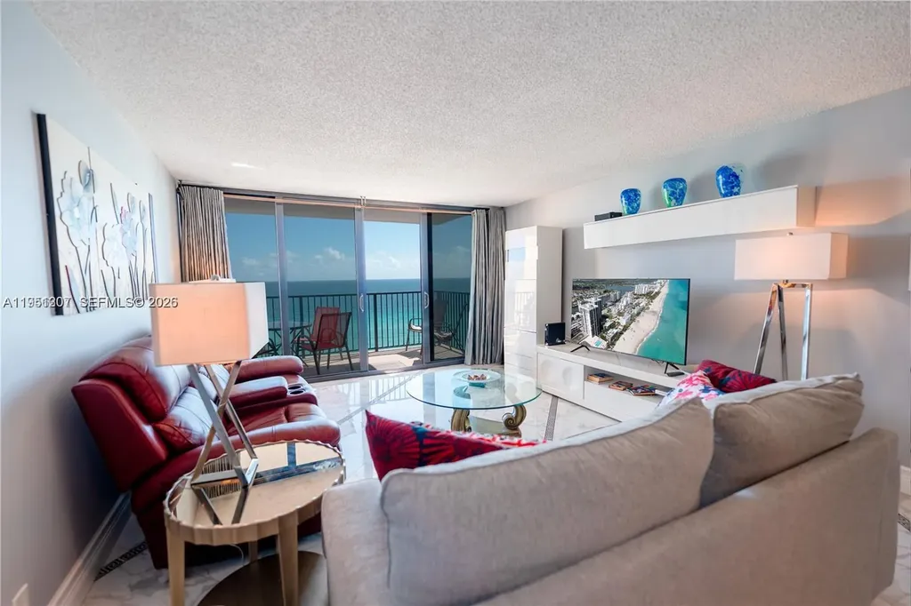 2201 S Ocean Drive Hollywood FL 33019