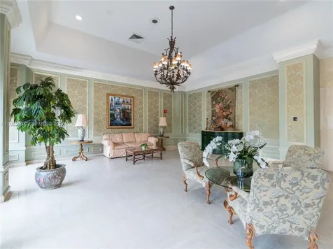 2500 Parkview Drive Hallandale Beach FL 33009