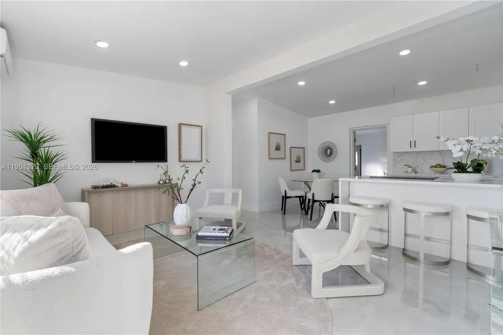 4041 NE 15th Terrace Pompano Beach FL 33064