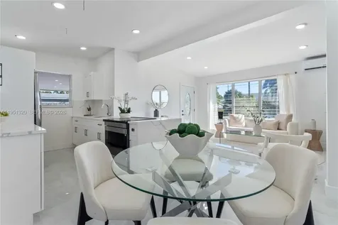4041 NE 15th Terrace Pompano Beach FL 33064
