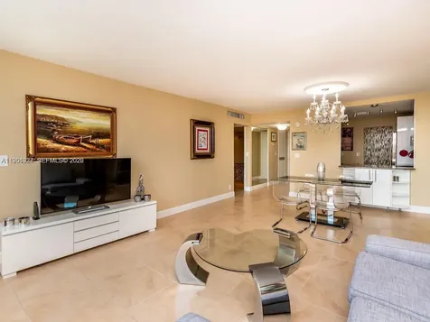 1410 S Ocean Drive Hollywood FL 33019