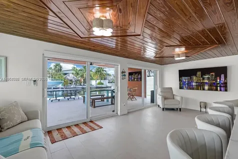 125 Gardenia Street Plantation Key FL 33070