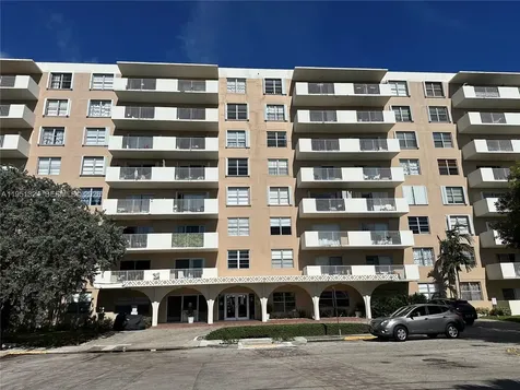 1455 N Treasure Drive North Bay Village FL 33141