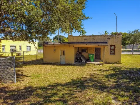 8620 NW 17th Avenue Miami FL 33147