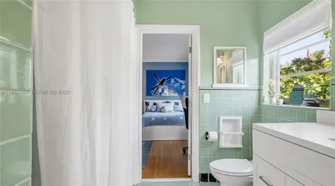 4805 Cherokee Avenue Miami Beach FL 33140