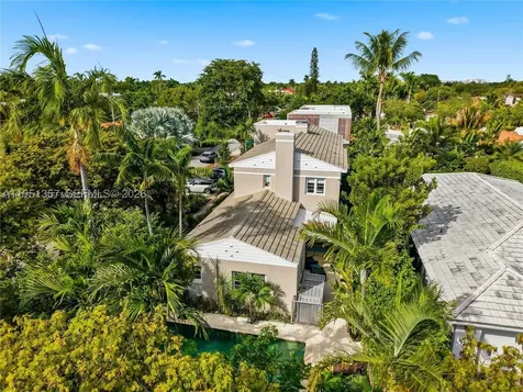 4805 Cherokee Avenue Miami Beach FL 33140