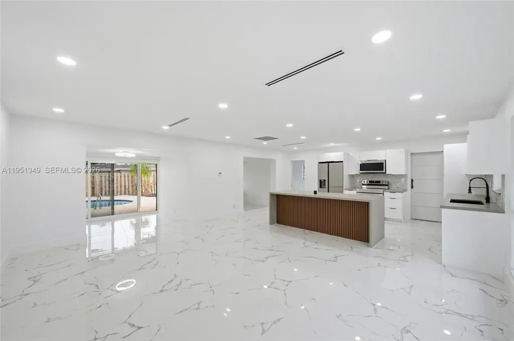 4711 NE 18th Avenue Fort Lauderdale FL 33334