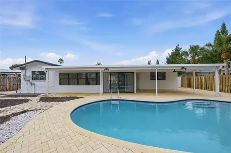 4711 NE 18th Avenue Oakland Park FL 33334