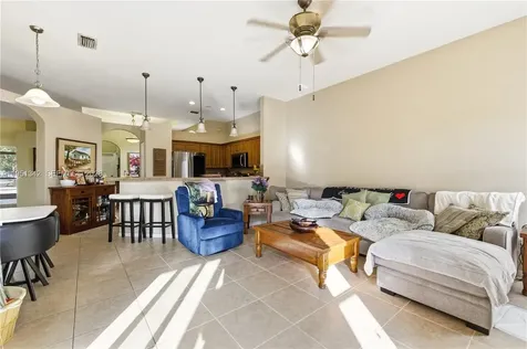 2243 SE 14th Circle Homestead FL 33035