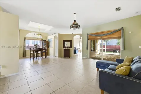 2243 SE 14th Circle Homestead FL 33035