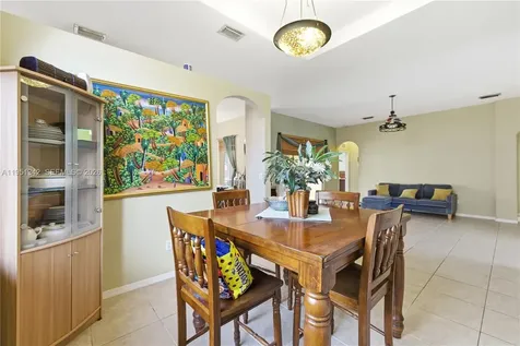 2243 SE 14th Circle Homestead FL 33035