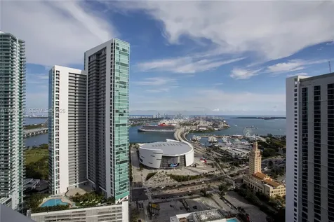 851 NE 1st Avenue Miami FL 33132
