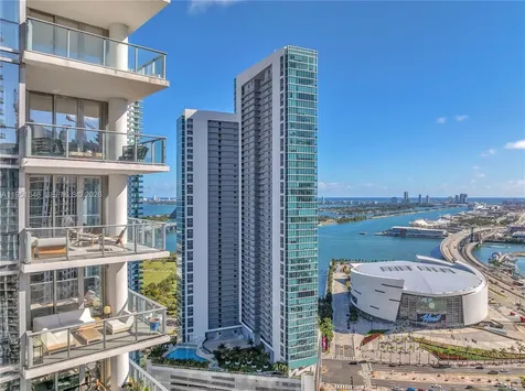 851 NE 1st Avenue Miami FL 33132