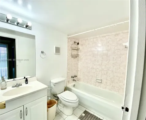 16950 Dixie North Miami Beach FL 33160