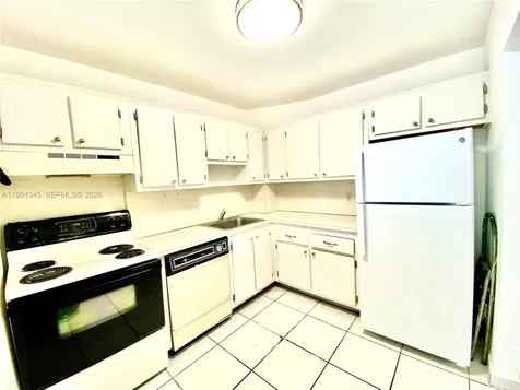 16950 Dixie North Miami Beach FL 33160