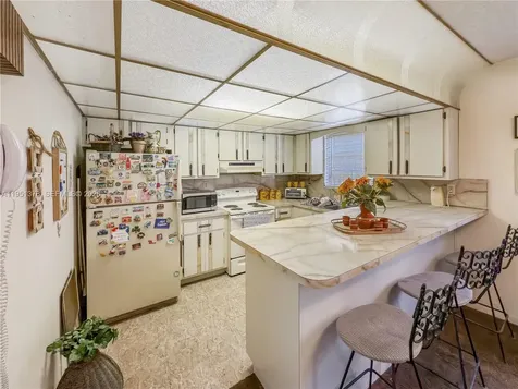 3436 NW 2nd Street Miami FL 33125