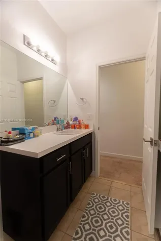 3542 NW 29th Court Lauderdale Lakes FL 33311