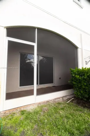 3542 NW 29th Court Lauderdale Lakes FL 33311