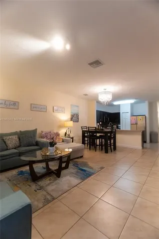 3542 NW 29th Court Lauderdale Lakes FL 33311