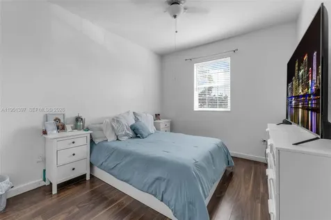 22412 SW 89th Avenue Cutler Bay FL 33190