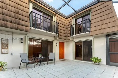 9135 SW 20th Place Davie FL 33324