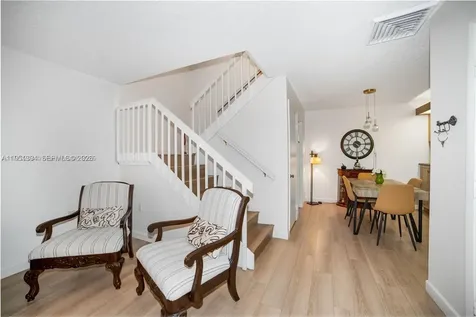 9135 SW 20th Place Davie FL 33324