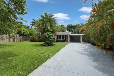 424 NE 27th Drive Wilton Manors FL 33334