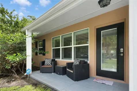 424 NE 27th Drive Wilton Manors FL 33334