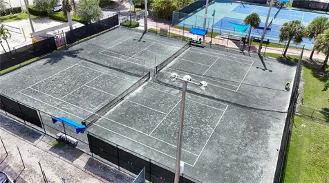 424 NE 27th Drive Wilton Manors FL 33334