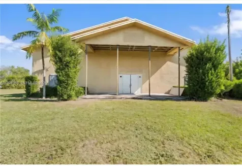 21571 SW 110th Avenue Miami FL 33189