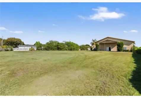 21571 SW 110th Avenue Miami FL 33189