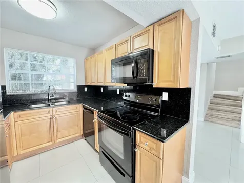 3840 SW 52nd Avenue Pembroke Park FL 33023