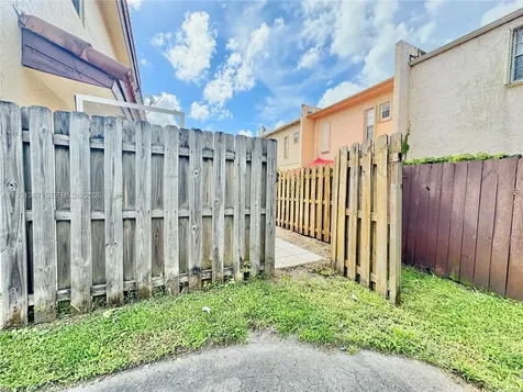 3840 SW 52nd Avenue Pembroke Park FL 33023