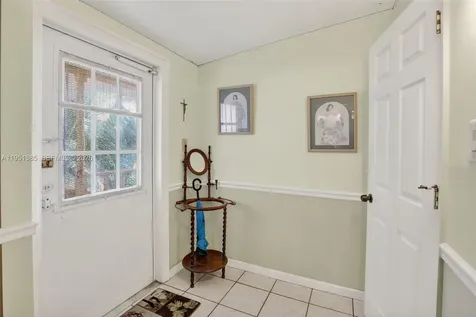 3033 Lakeshore Drive Dania Beach FL 33312