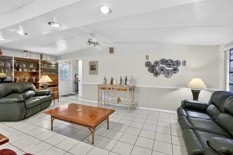 3033 Lakeshore Drive Dania Beach FL 33312