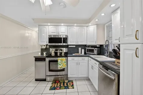 3033 Lakeshore Drive Dania Beach FL 33312