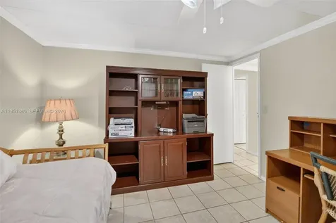 3033 Lakeshore Drive Dania Beach FL 33312