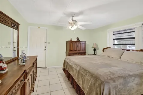 3033 Lakeshore Drive Dania Beach FL 33312