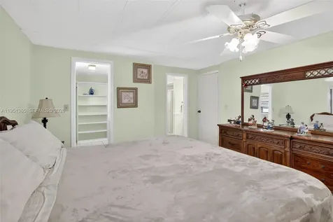 3033 Lakeshore Drive Dania Beach FL 33312