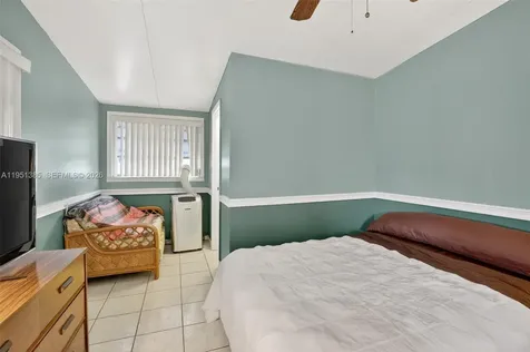 3033 Lakeshore Drive Dania Beach FL 33312