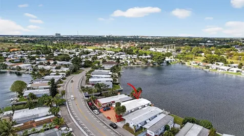 3033 Lakeshore Drive Dania Beach FL 33312