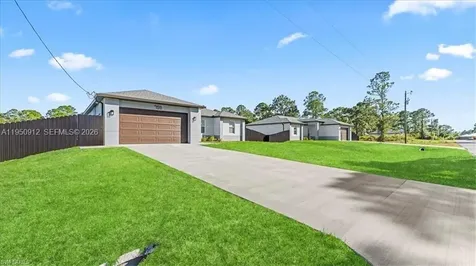 759 Silverstar Avenue S Lehigh Acres FL 33974
