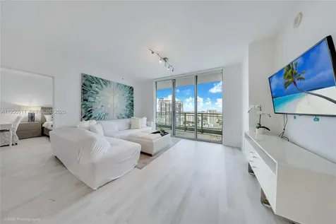 90 SW 3rd Street Miami FL 33130