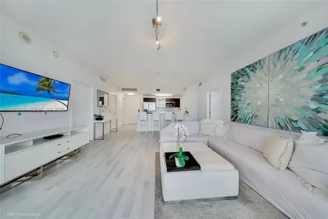 90 SW 3rd Street Miami FL 33130